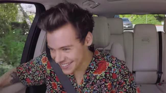 Harry Styles al Carpool Karaoke "Piango quando canto Sign of the times"