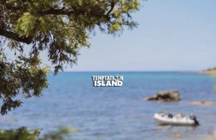 Temptation Island 2018, ecco le prime foto dalla spiaggia con Riccardo Guarnieri in costume