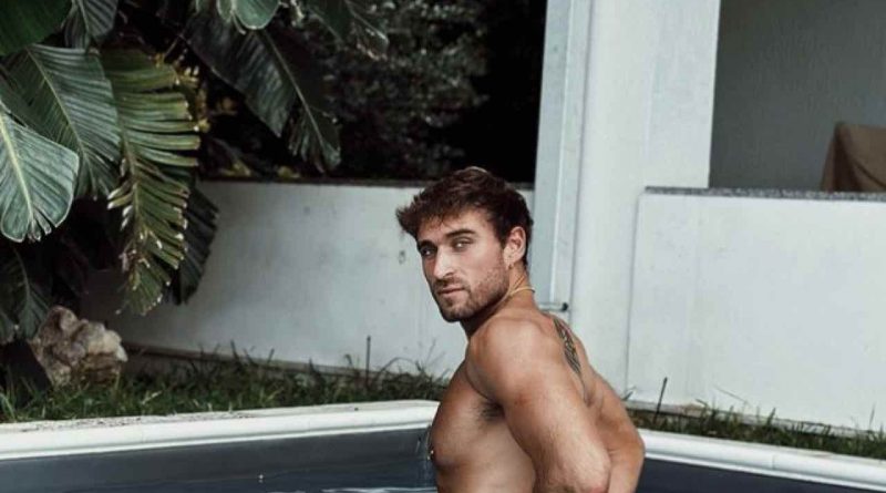 DrakeDrago è il nuovo performer di Onkyfans che sta facendo impazzire donne e uomini