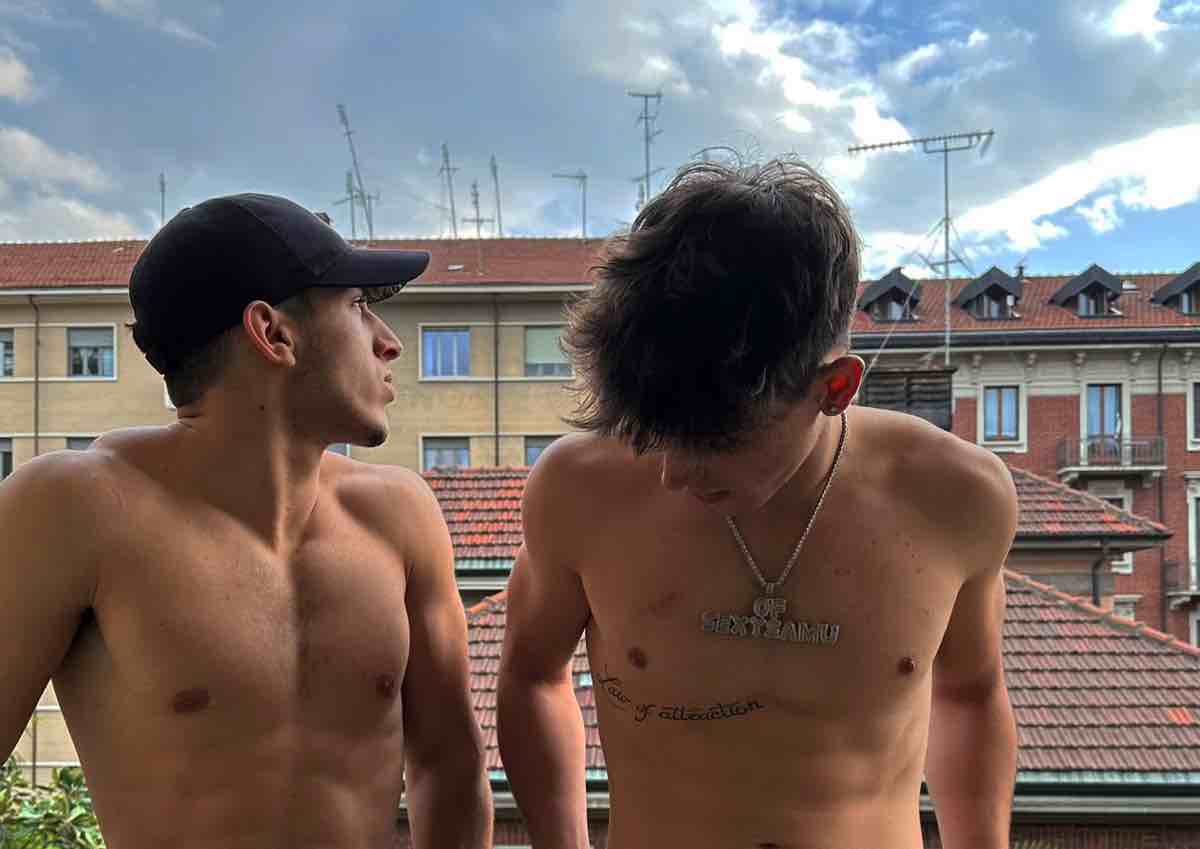 Samuele Cunto di OF insieme ad un amico non nasconde più il suo talento -  Tuttouomini