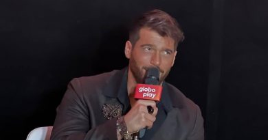 Can Yaman:"Sto vivendo una favola e parlo coin Dio". Le super parole del divo