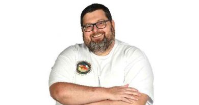 Mario Adinolfi 200 kg prima dell'isola: età, altezza e carriera del giornalista