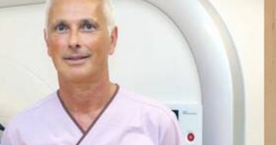 Chi è Emanuele Michieletti: età, altezza, carriera del primario di Piacenza accusato di molestie