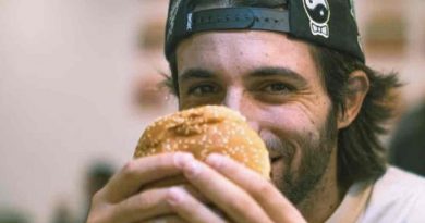 Brandon il figlio di Milly D'Abbraccio ha fatto breccia nel cuore di donne e uomini