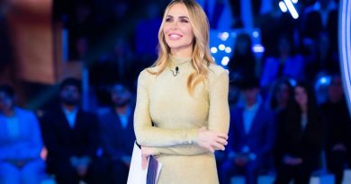 Ilary Blasi abito e stilista GF VIP prima serata: che look ha scelto